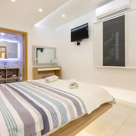 Luxury Aria *
